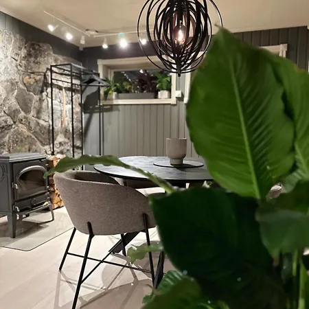Apartment Vakker Og Romslig Pa Kvaloysletta