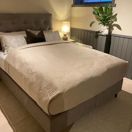 Apartment Vakker Og Romslig Pa Kvaloysletta *